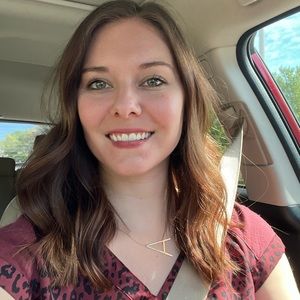 Meet your Posher, Alexandra